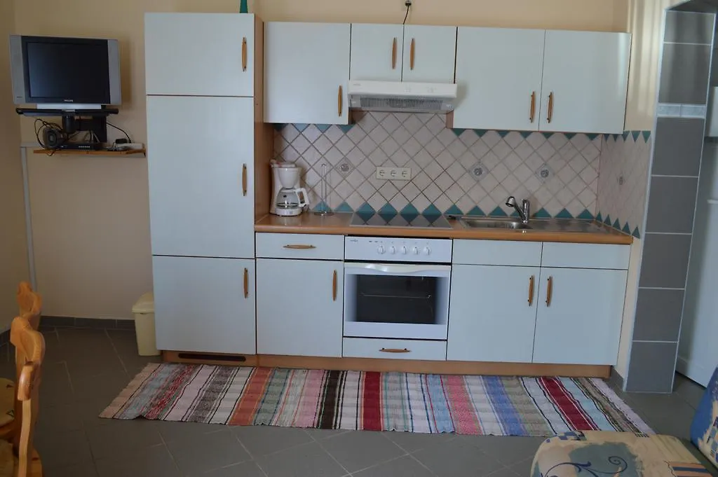 Apartments Lussy プーラ 0*,  クロアチア